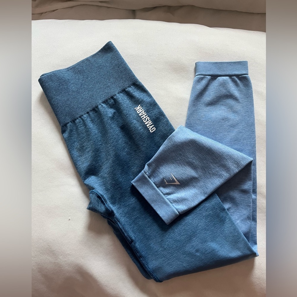 GYMSHARK ombré blue leggings seamless